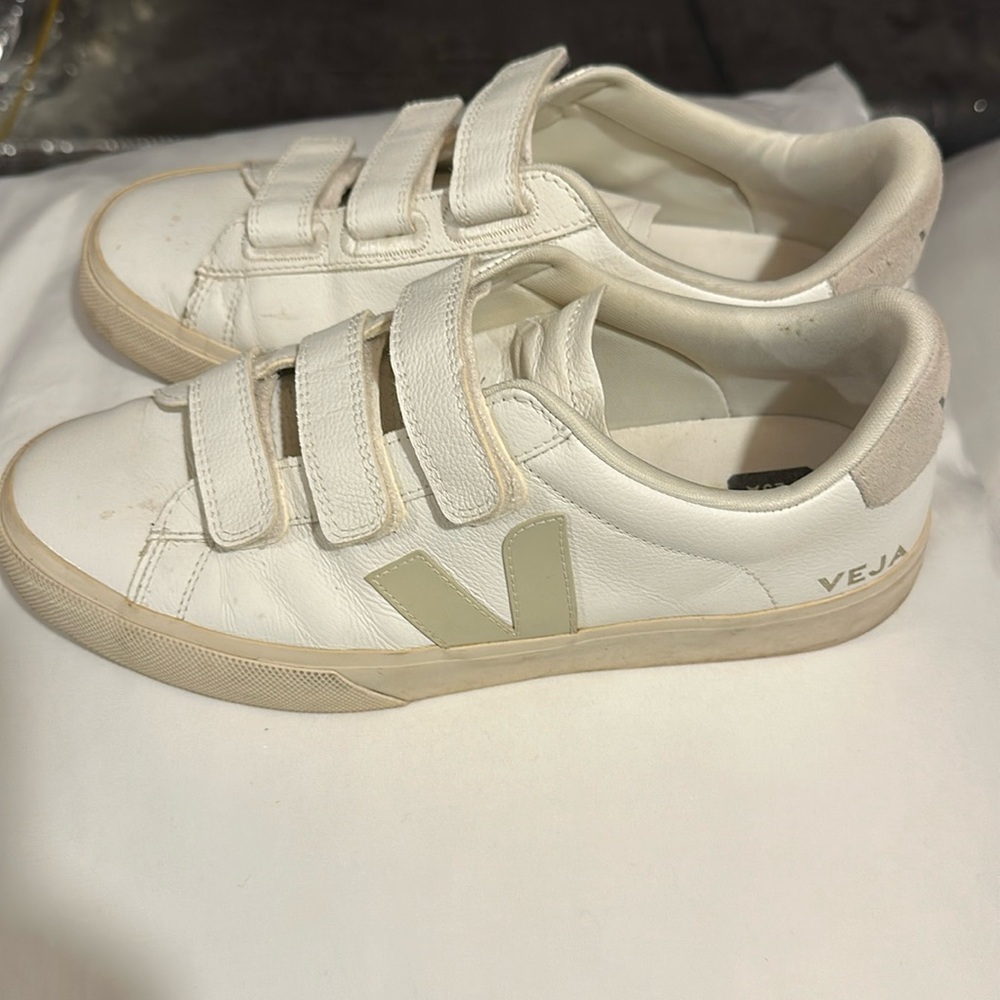 Veja Recife Sneakers with Velcro